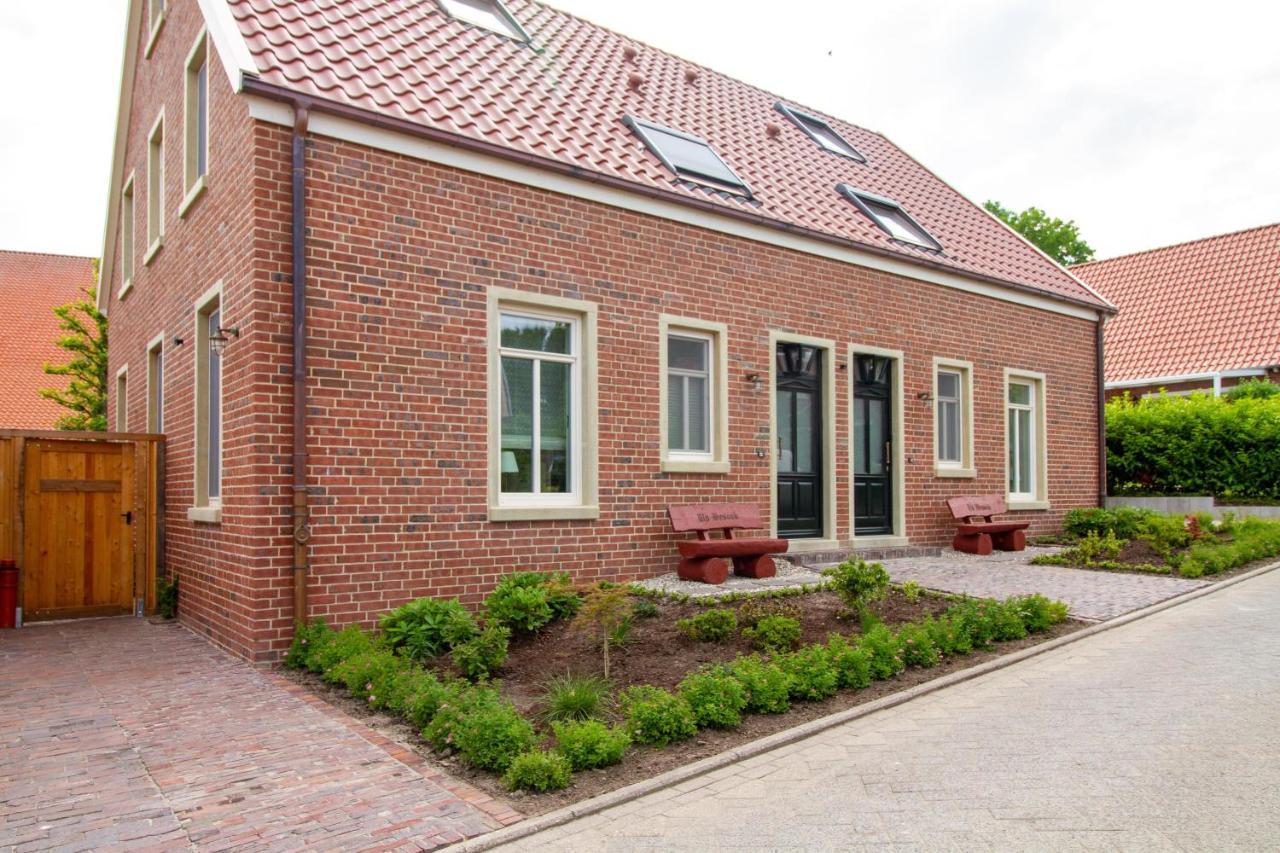 Up Besoeoek - Magnolie Mit Sauna Krummhörn Exteriér fotografie